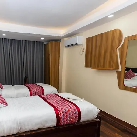 Rightway Hotel & Restaurant