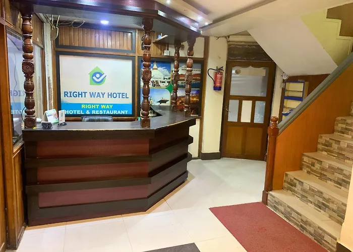 Hotel Rightway & Restaurant