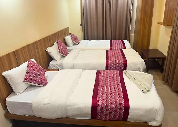 Rightway & Restaurant Hotel
