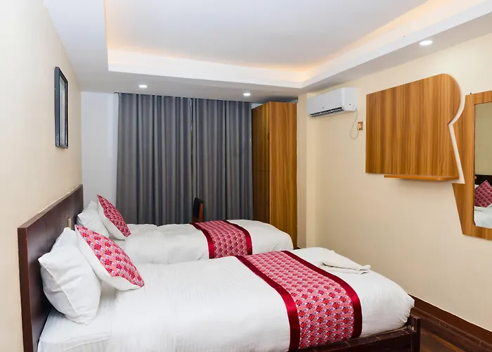 Hotel Rightway & Restaurant